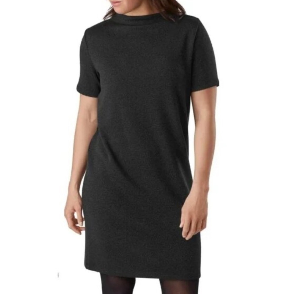 Classic Short-Sleeve Knit Shift Dress - Black